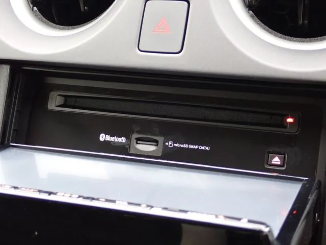 ノート（ニッサン）の車両写真