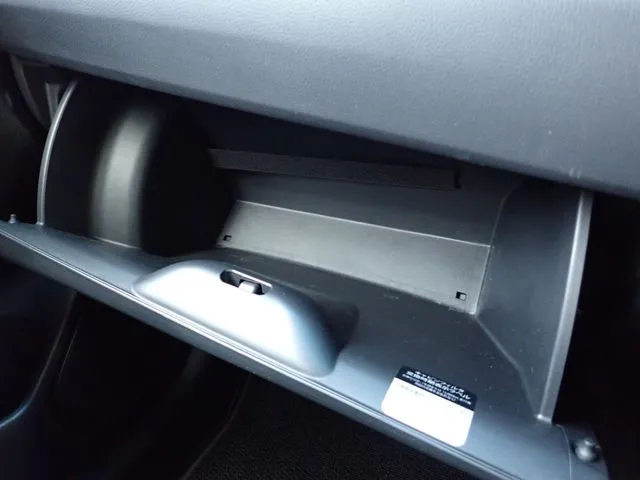 シャトル　ハイブリッド　４ＷＤ（ホンダ）の車両写真