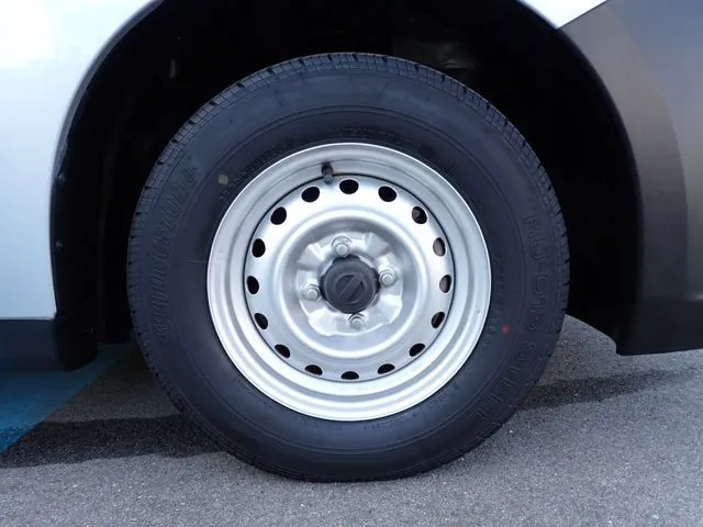 ＮＶ１５０　ＡＤ　２ＷＤ（ニッサン）の車両写真