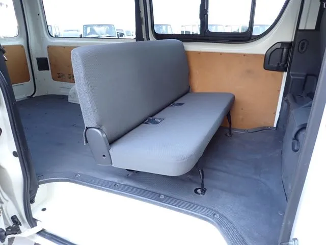 ハイエースバン 1.25t 2WD(トヨタ)の車両写真