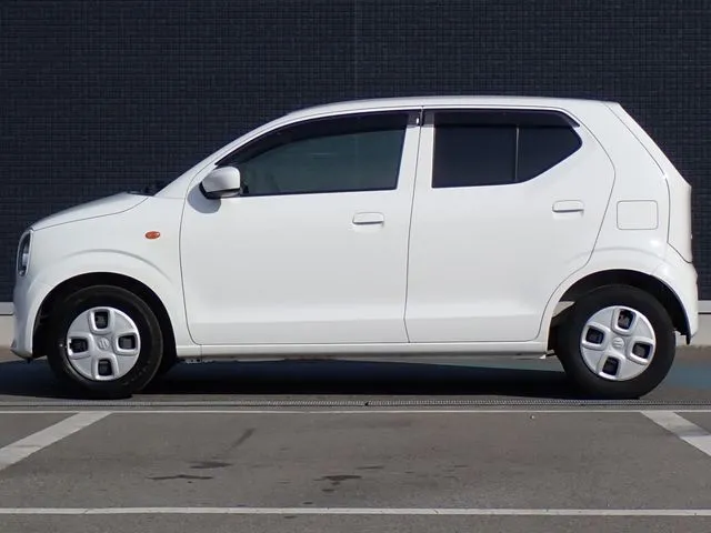 アルト（スズキ）の車両写真