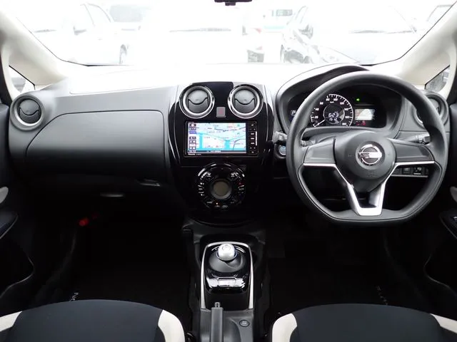 ニッサン ノート