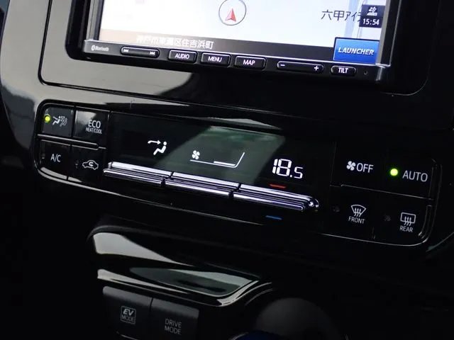 プリウス(トヨタ)の車両写真