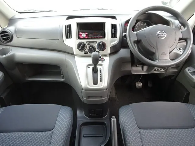 ニッサン　ＮＶ２００バネットワゴン