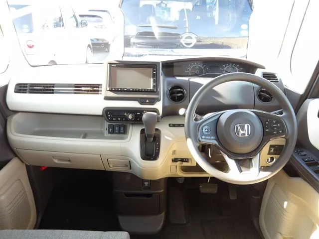 ホンダ　Ｎ　ＢＯＸ