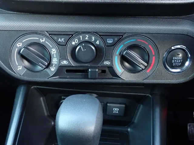 ダイハツ　ロッキー