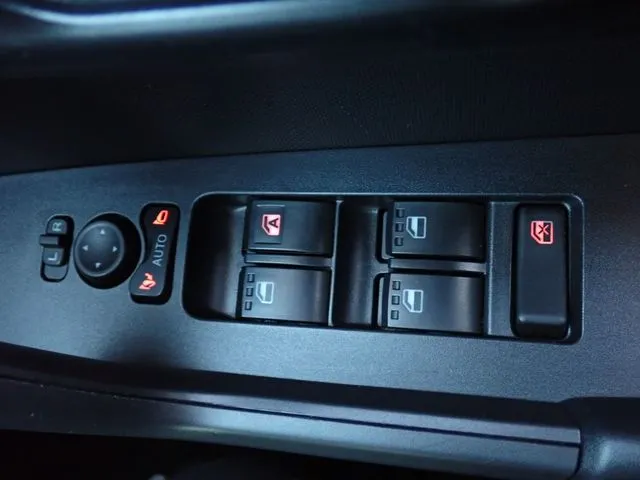 ダイハツ　ロッキー