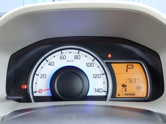 スズキ　アルト