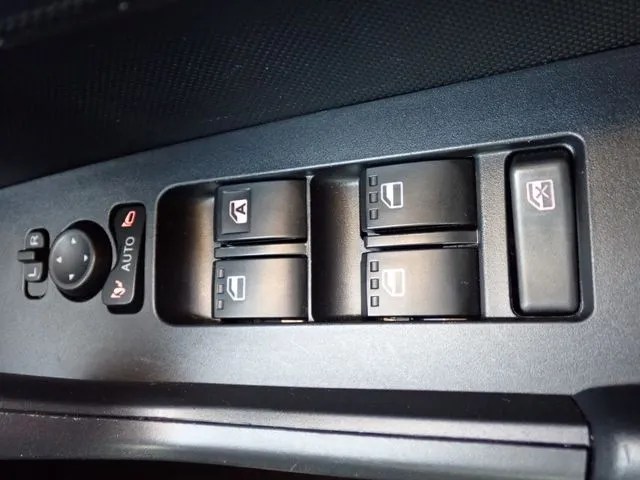 ロッキー（ダイハツ）の車両写真