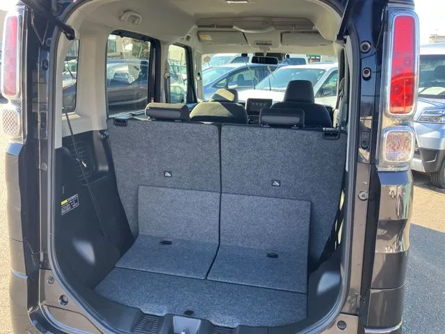 スペーシア 4WD(スズキ)の車両写真