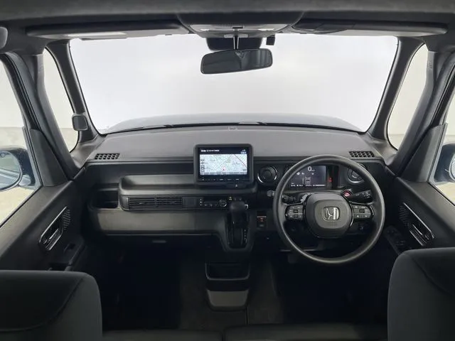 Ｎ　ＢＯＸ　カスタム（ホンダ）の車両写真