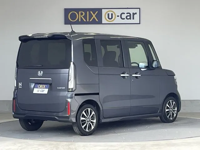 Ｎ　ＢＯＸ　カスタム（ホンダ）の車両写真