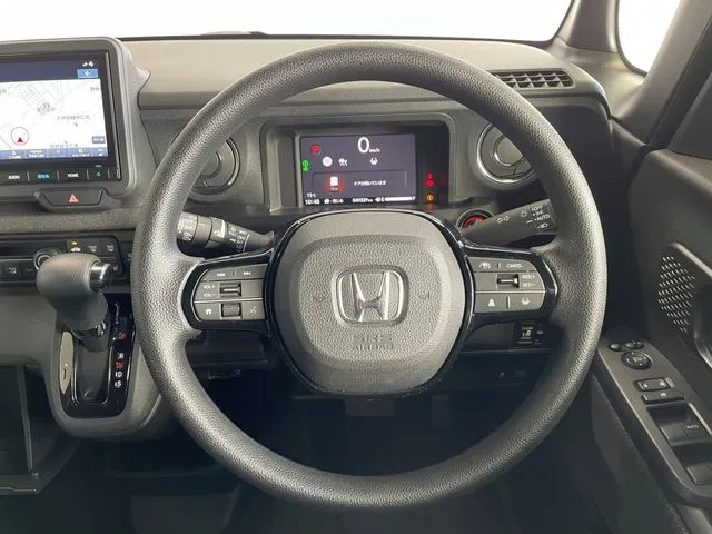 Ｎ　ＢＯＸ　カスタム（ホンダ）の車両写真