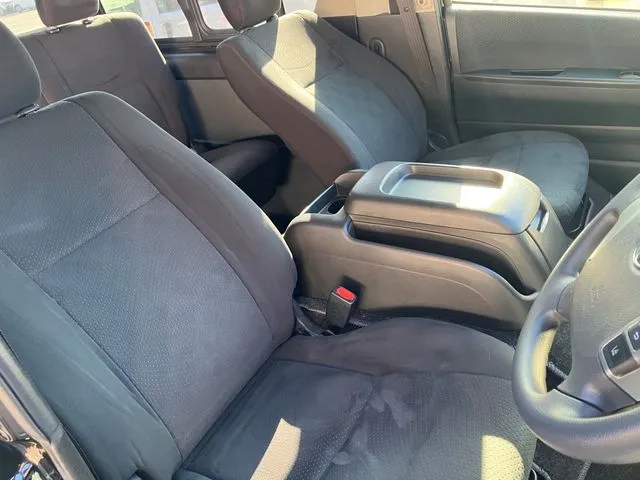 ハイエースバン　２ＷＤ（トヨタ）の車両写真