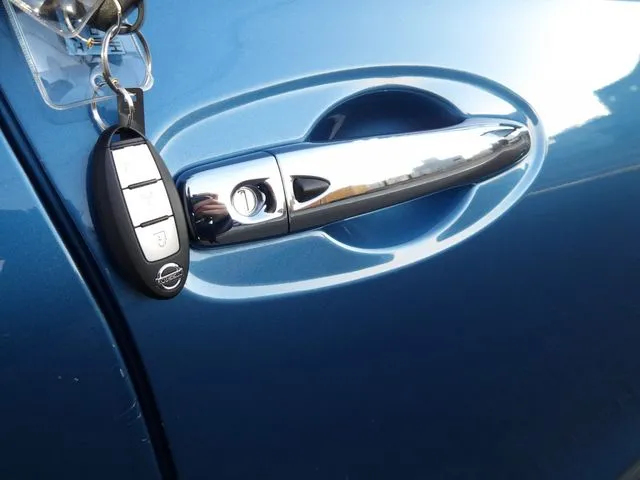 ニッサン エクストレイル ハイブリッド 4WD