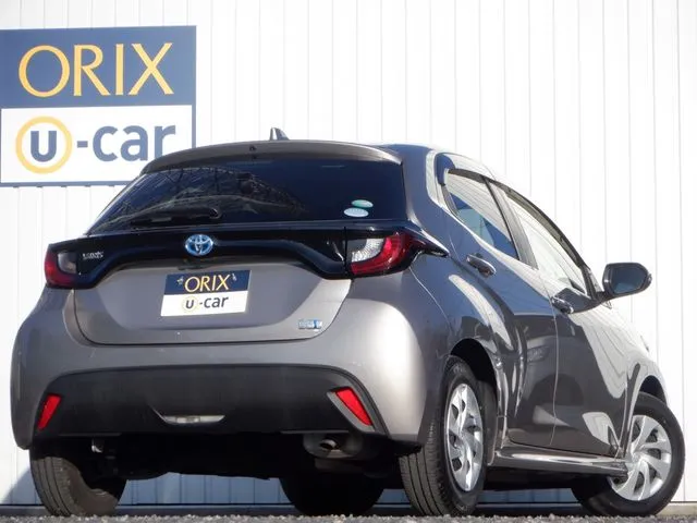 トヨタ　ヤリス　ハイブリッド