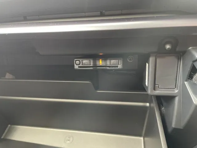 レヴォーグ（スバル）の車両写真