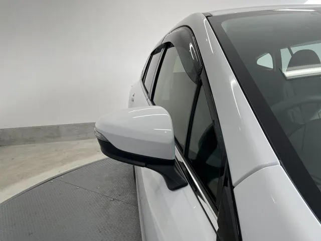 レヴォーグ（スバル）の車両写真