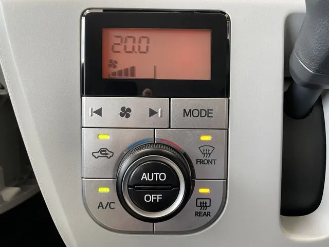 ダイハツ ミラ イース