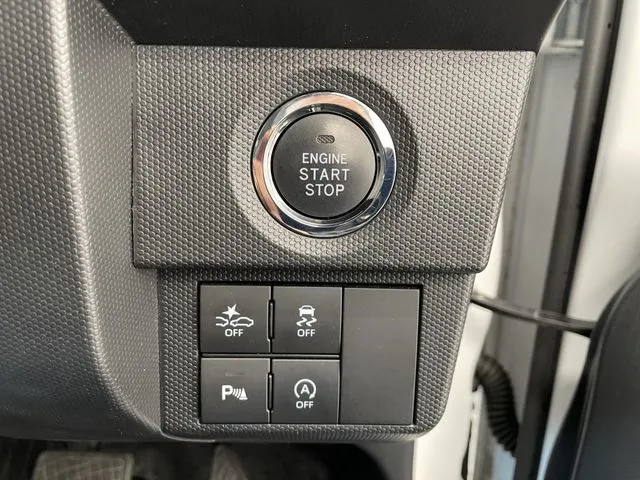 タフト（ダイハツ）の車両写真