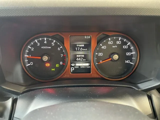 タフト（ダイハツ）の車両写真