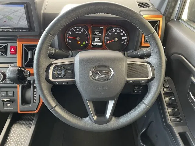 タフト（ダイハツ）の車両写真