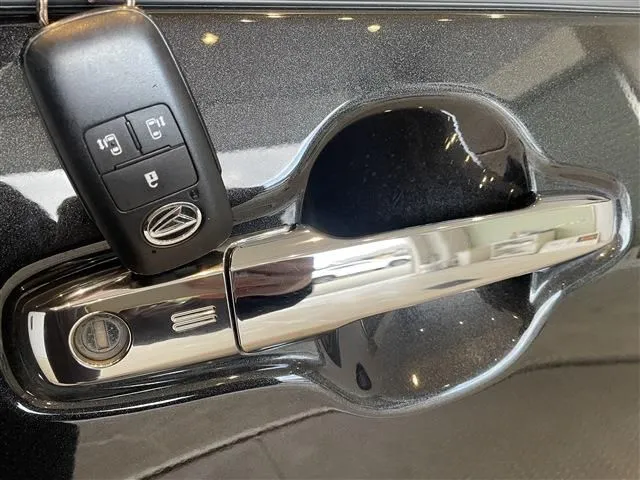 ダイハツ タント カスタム