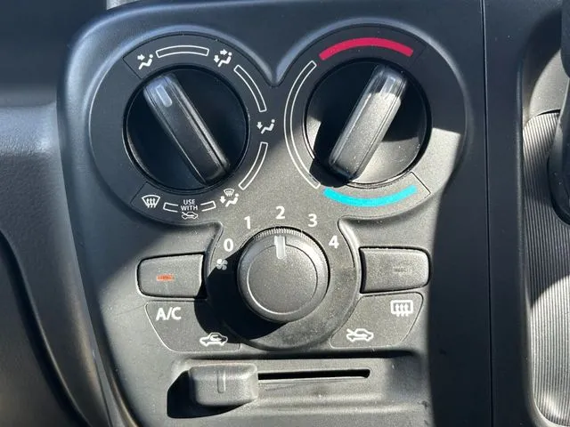 スズキ　エブリイバン