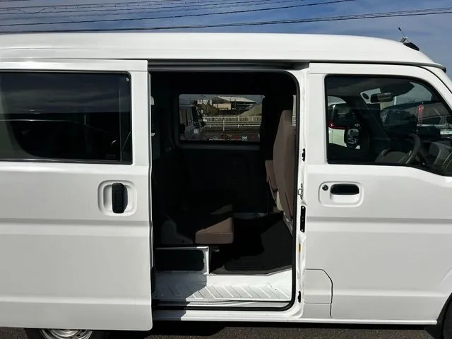 スズキ　エブリイバン