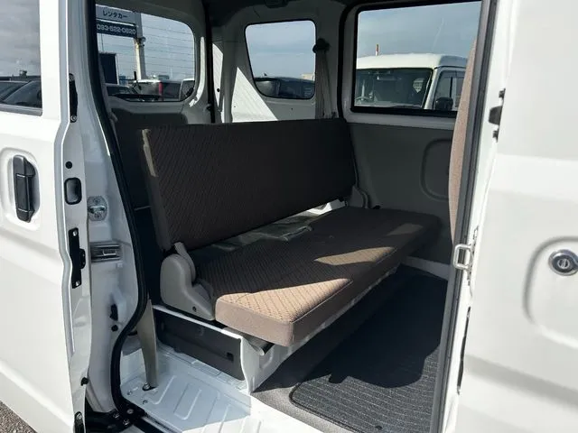 スズキ　エブリイバン