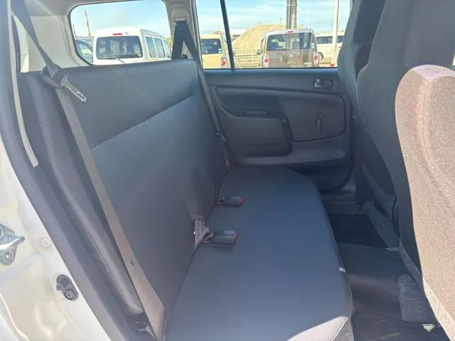 トヨタ　プロボックスバン　２ＷＤ