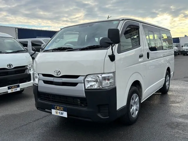 トヨタ ハイエースバン 1.25t 2WD