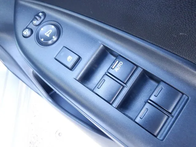 ホンダ　シャトル　ハイブリッド