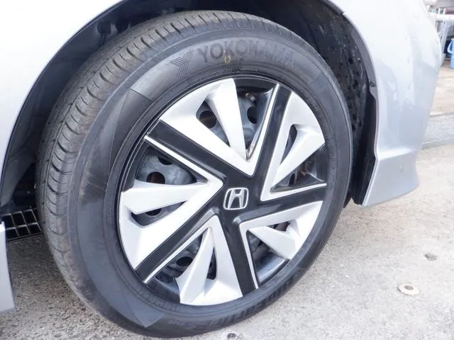 ホンダ　シャトル　ハイブリッド