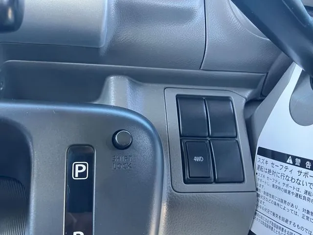 エブリイバン　４ＷＤ（スズキ）の車両写真