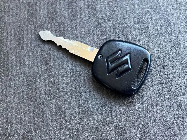 エブリイバン　４ＷＤ（スズキ）の車両写真