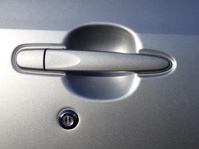 ムーヴ（ダイハツ）の車両写真