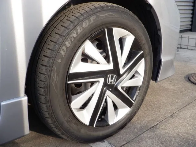 シャトル ハイブリッド(ホンダ)の車両写真