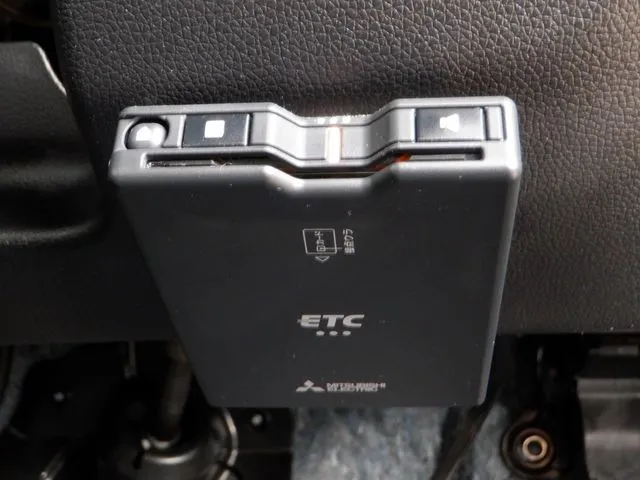 シャトル ハイブリッド(ホンダ)の車両写真