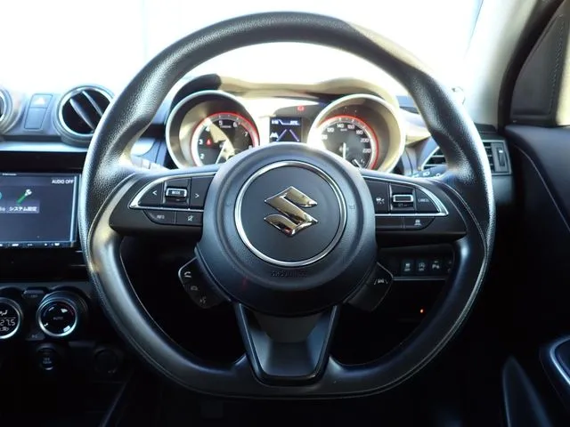 スイフト(スズキ)の車両写真