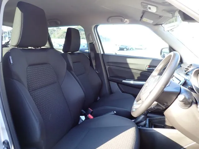 スイフト(スズキ)の車両写真