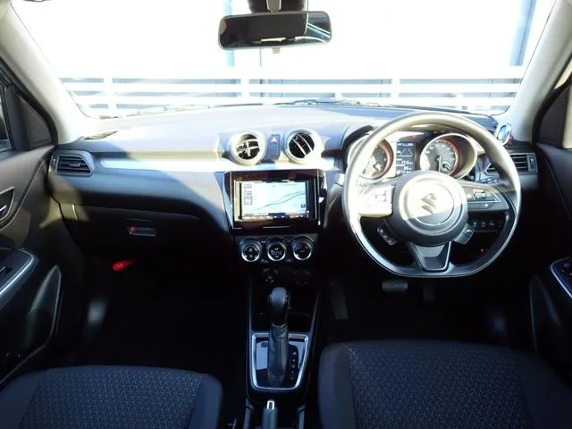 スイフト(スズキ)の車両写真