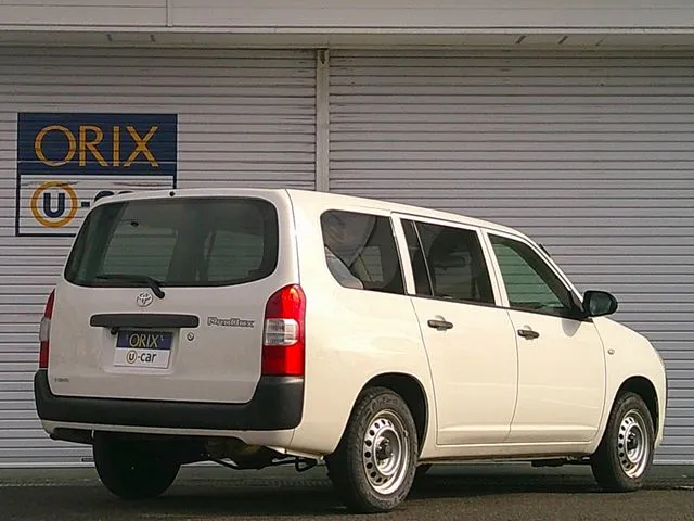 トヨタ プロボックスバン 4WD