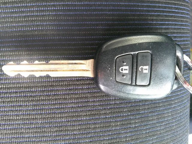 トヨタ プロボックスバン 4WD