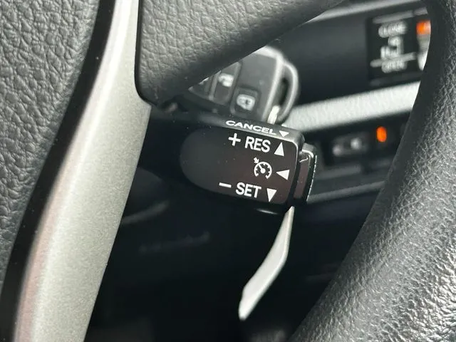 ヴォクシー(トヨタ)の車両写真