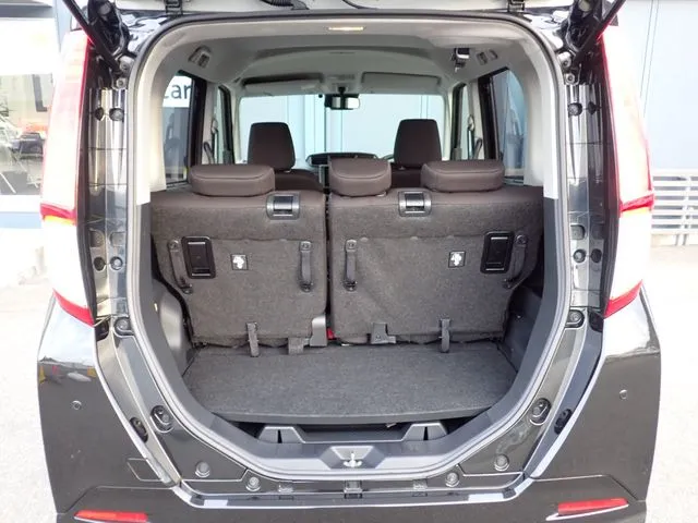 トール（ダイハツ）の車両写真