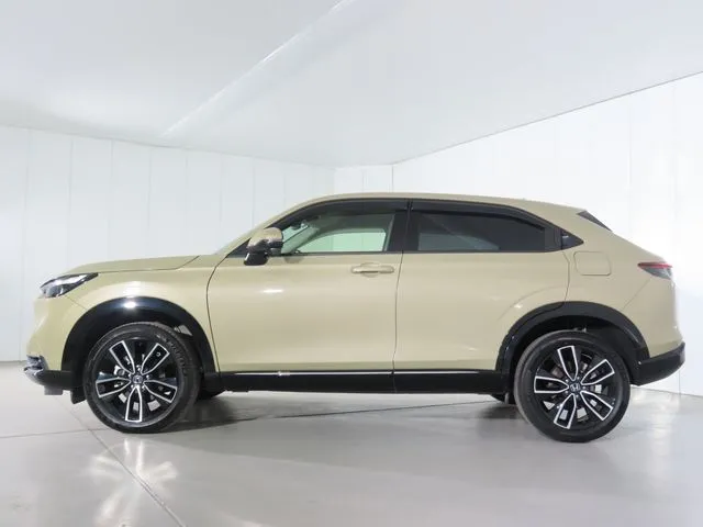 ヴェゼル　ｅ：ＨＥＶ（ホンダ）の車両写真