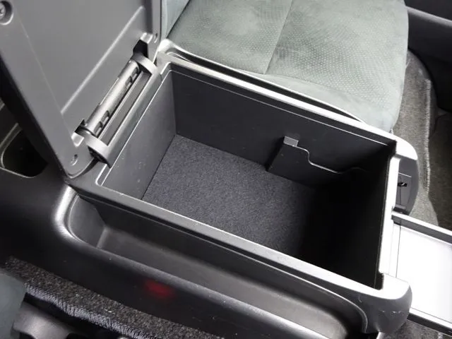 ハイエースバン　２ＷＤ（トヨタ）の車両写真