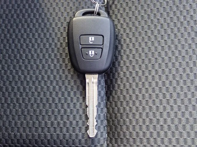 ハイエースバン　２ＷＤ（トヨタ）の車両写真