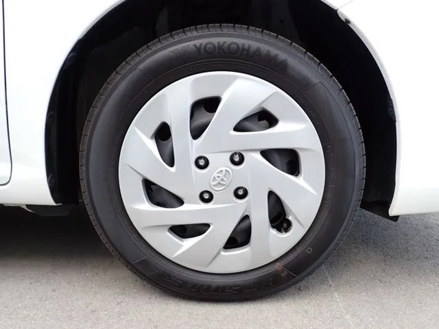 カローラアクシオ（トヨタ）の車両写真